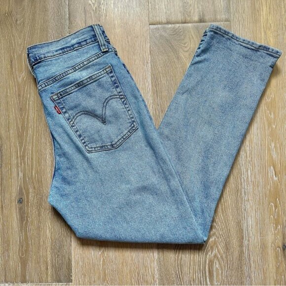 Levi's Wedgie Straight Bridge of Bellflower Jeans Coastal Cowgirl - Size 29 - Picture 3 of 16